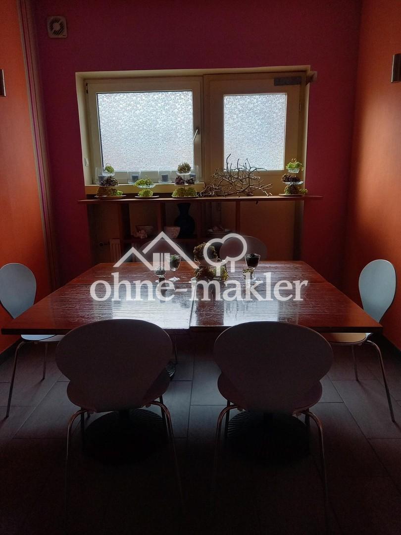Kleines-Zimmer 8-10 Personen