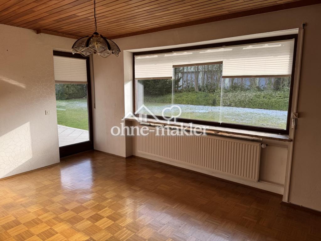 Esszimmer (Richtung Garten)