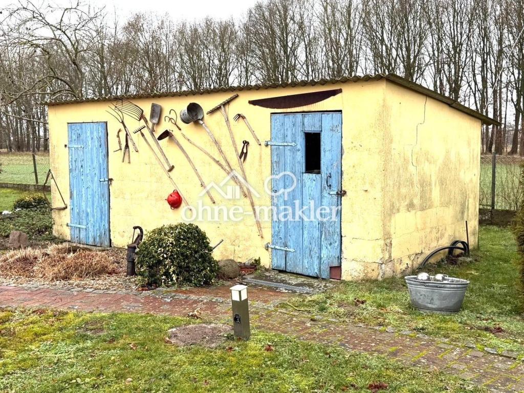 Schuppen im Garten