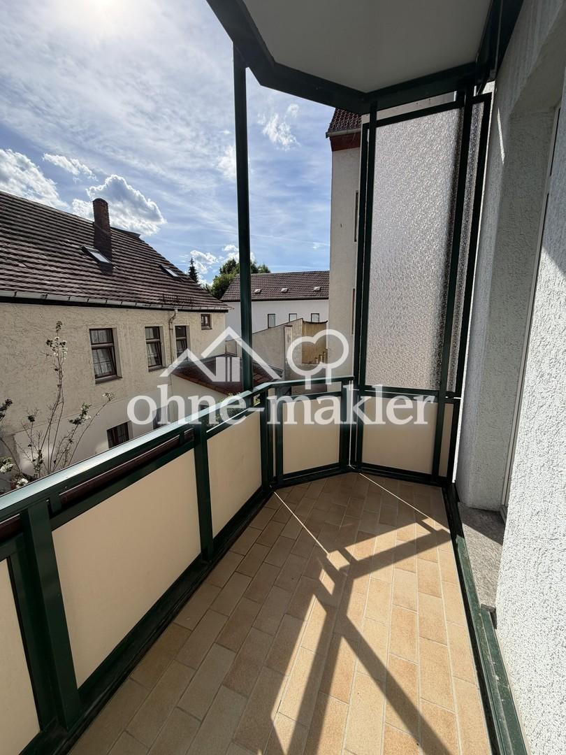 Sonnenglück - sonnige 2-Raum-Wohnung mit neuer Küche und Balkon - Foto 3