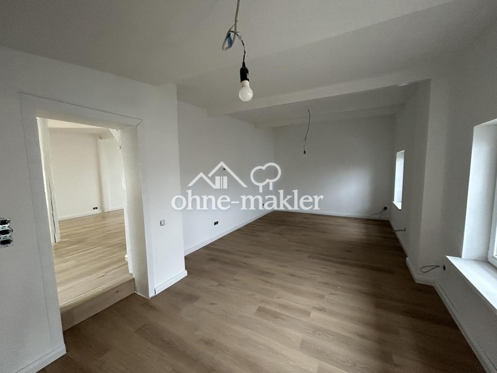 Schlutuper Kirchstraße, Beste Lage, weitläufige Wohnung mit Charme - Foto 5