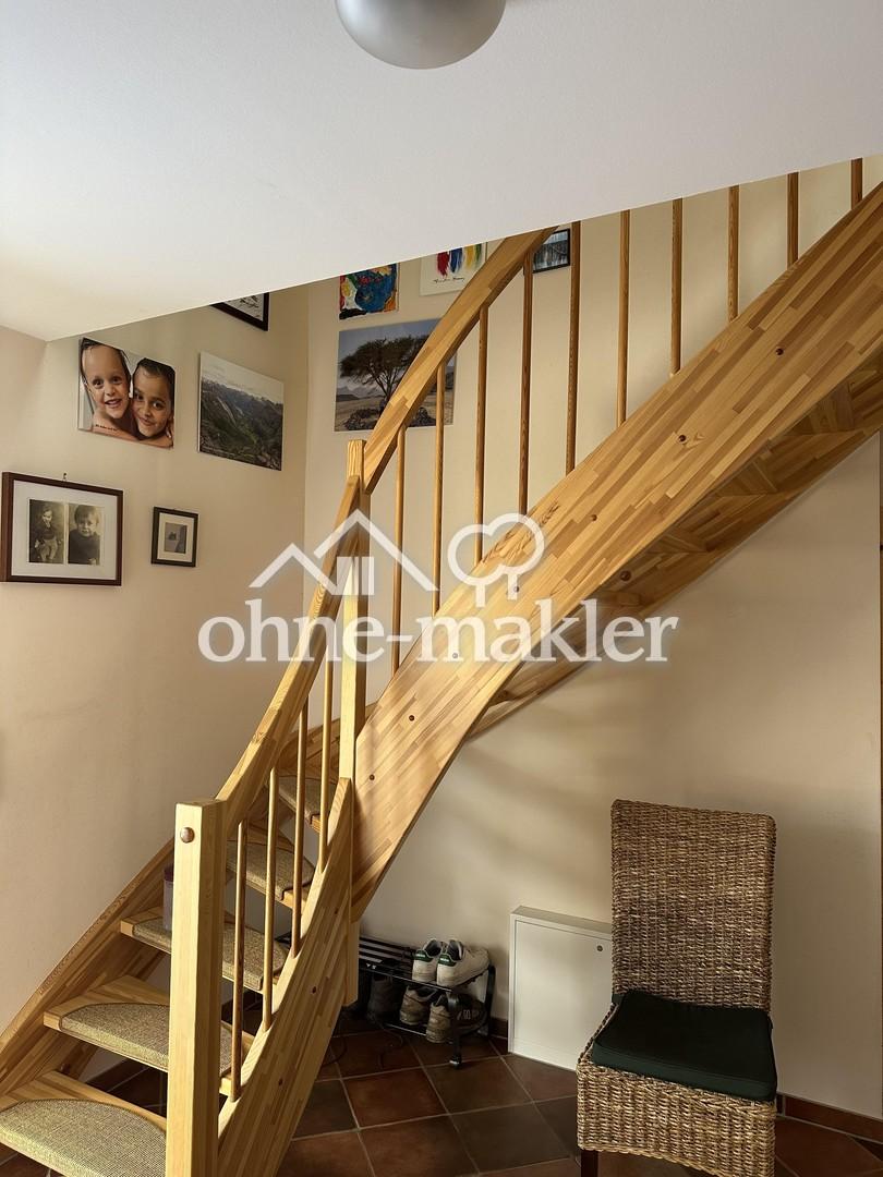 Treppe zum Obergeschoss