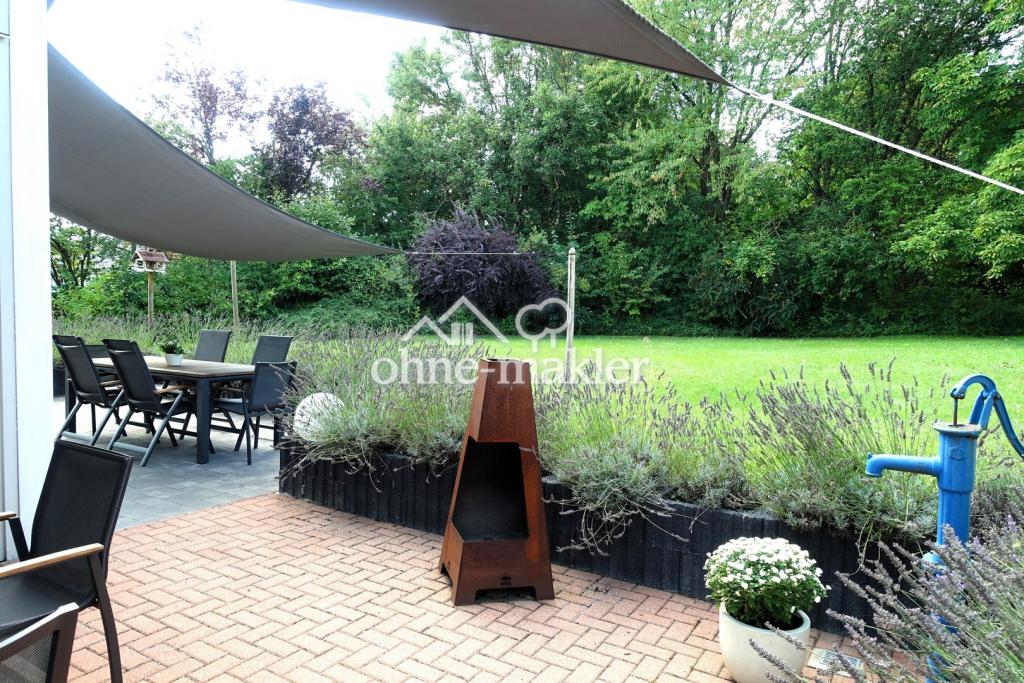 Terrasse u. Garten
