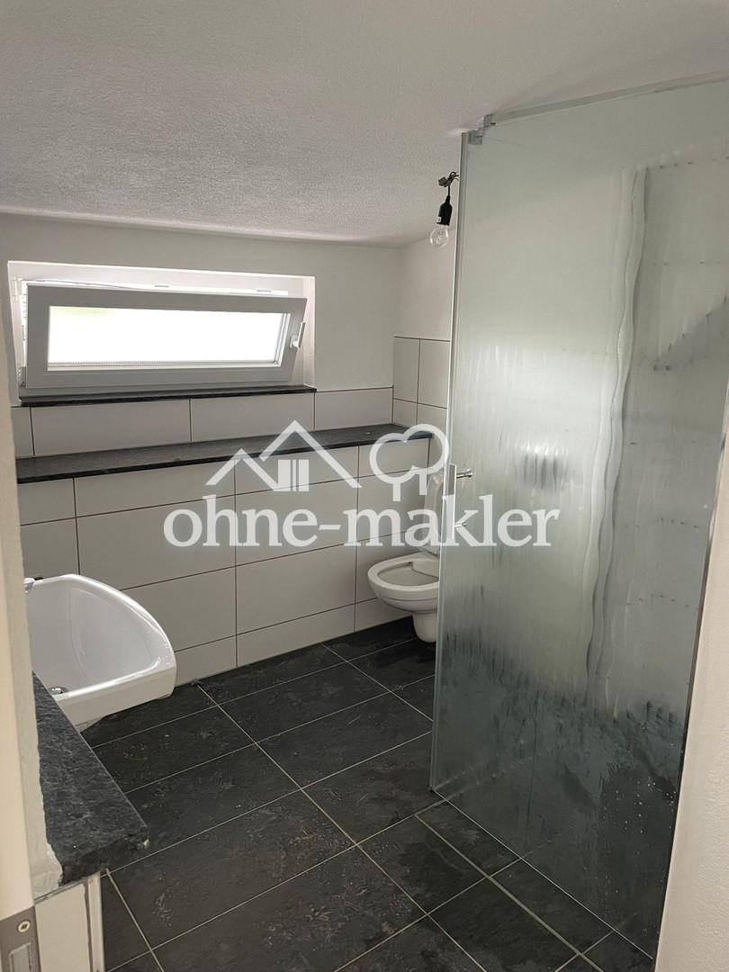 Attraktive 2,5-Zimmer-Dachgeschosswohnung in Walldürn - Foto 2