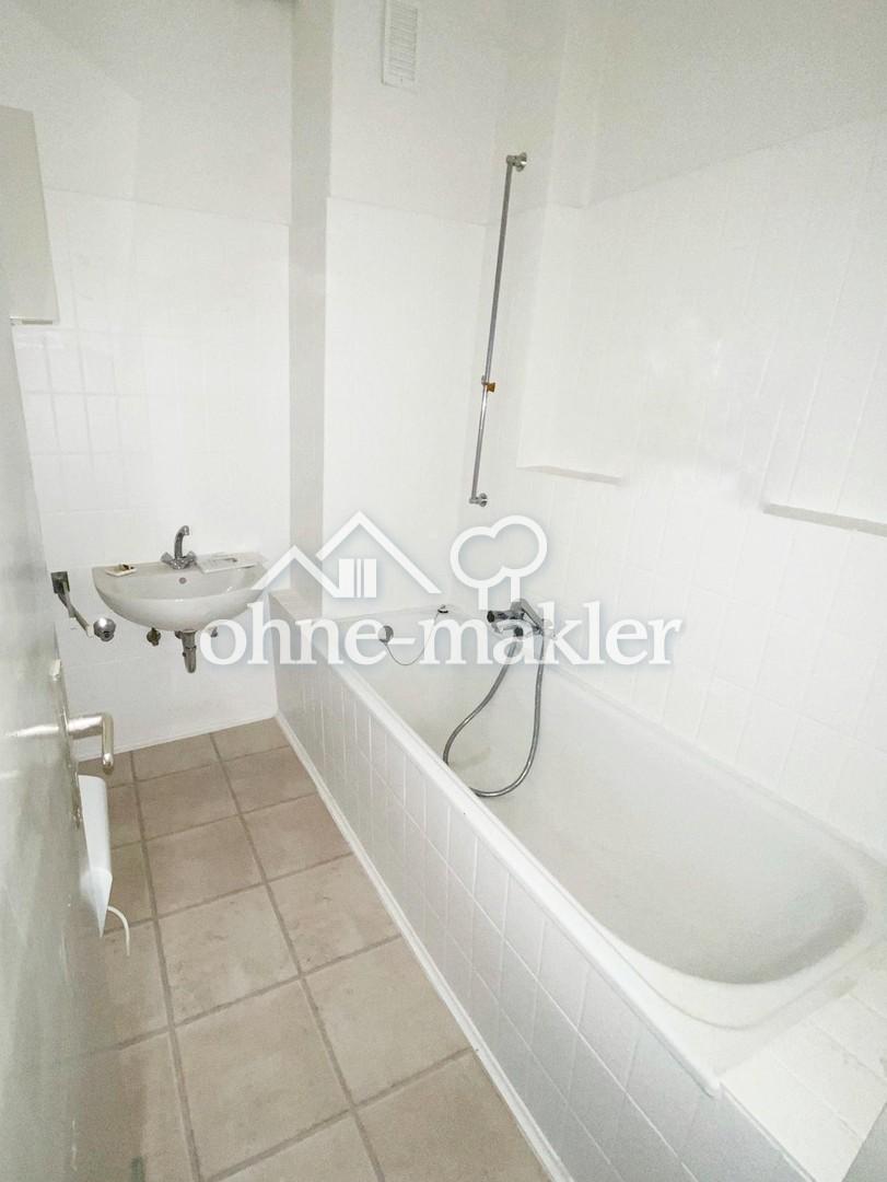 Renovierte Wohnung mit Balkon - Erstbezug nach Sanierung - Photo 3