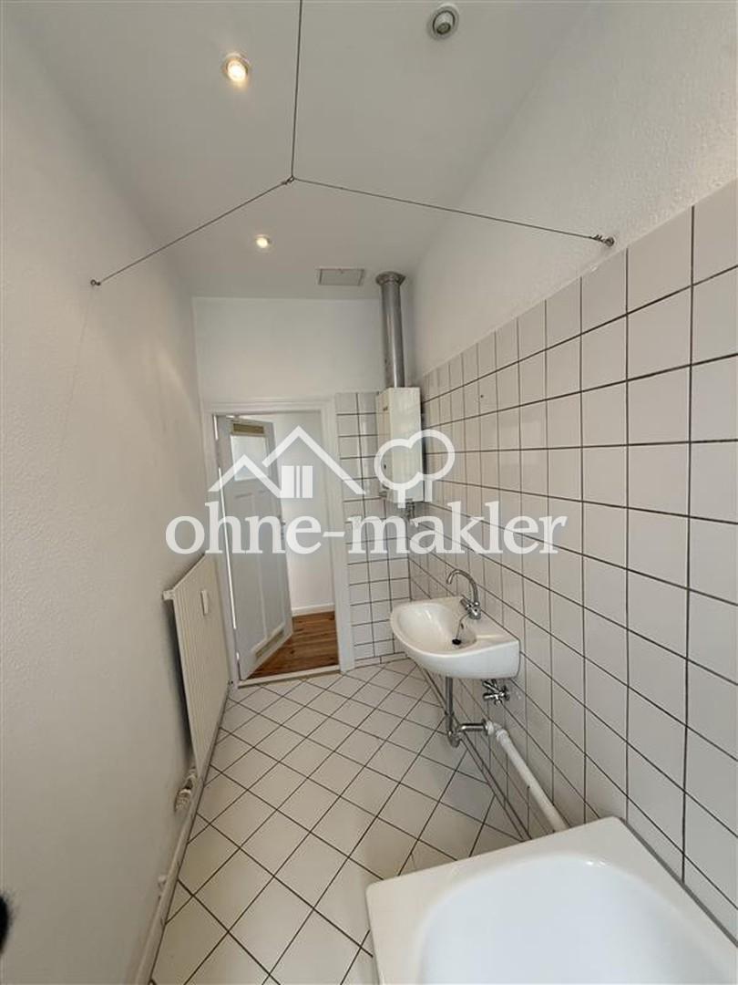 1-Zimmer-WE im Altbau, Hinterhaus 3. OG, ohne Aufzug und ohne Balkon - Photo 3