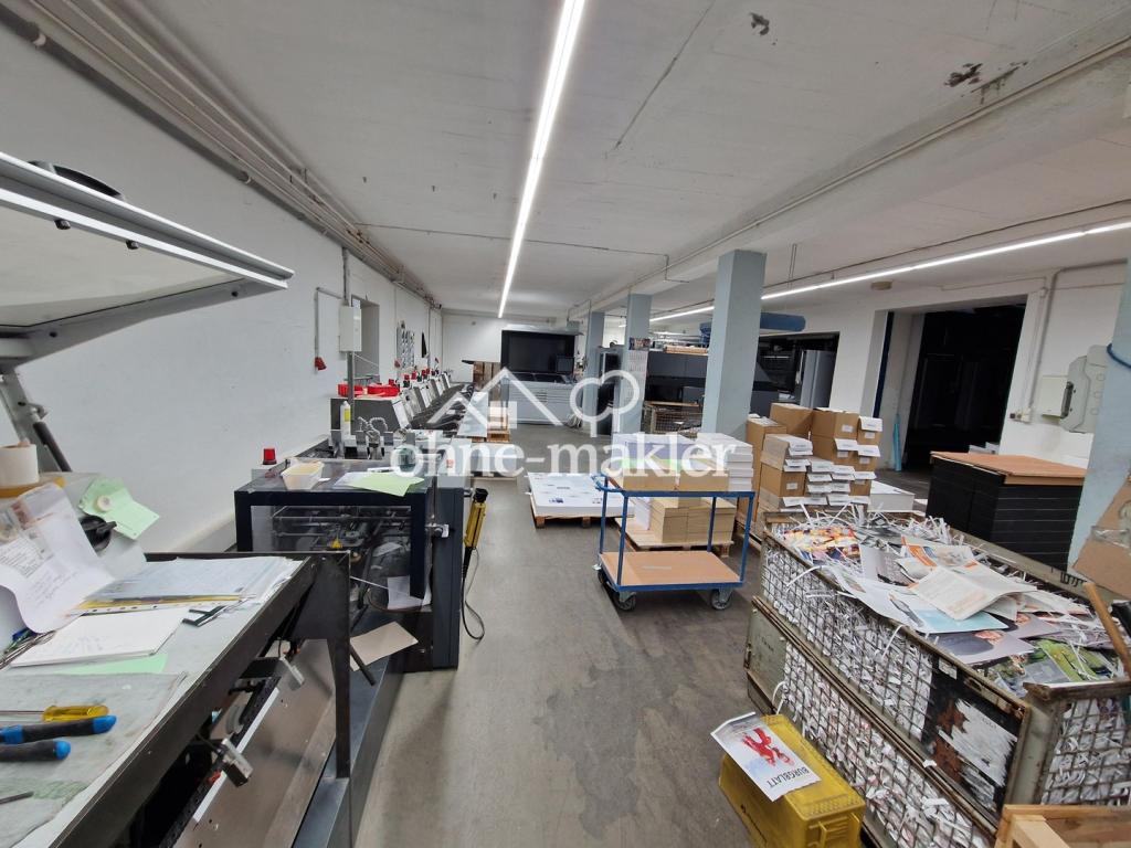 kleine Produktionshalle UG