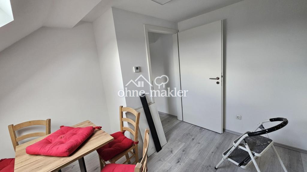 ZENTRUM ALSDORF,SEHR SCHÖNE ca. 63 m2 DACHGESCHOSS WOHNUNG ZU VERMIETEN - Foto 1