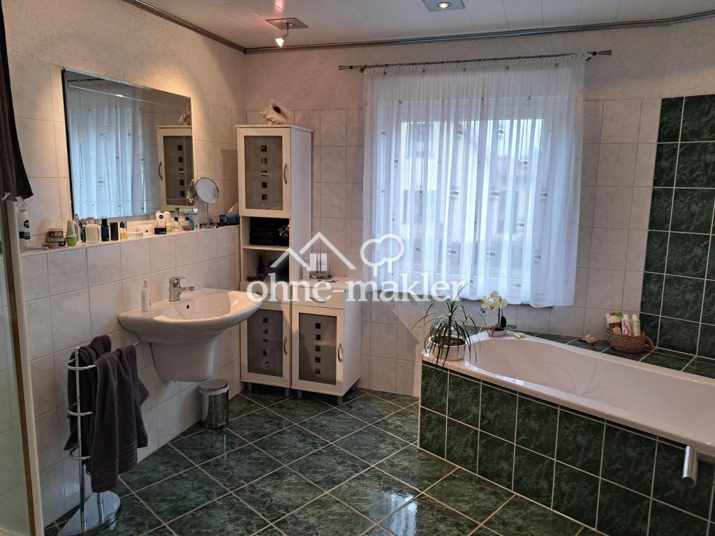 Badezimmer im Erdgeschoß