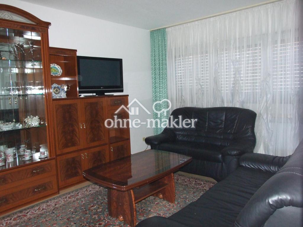 Schöne möblierte Wohnung zentrale Lage von Privat - Photo 1