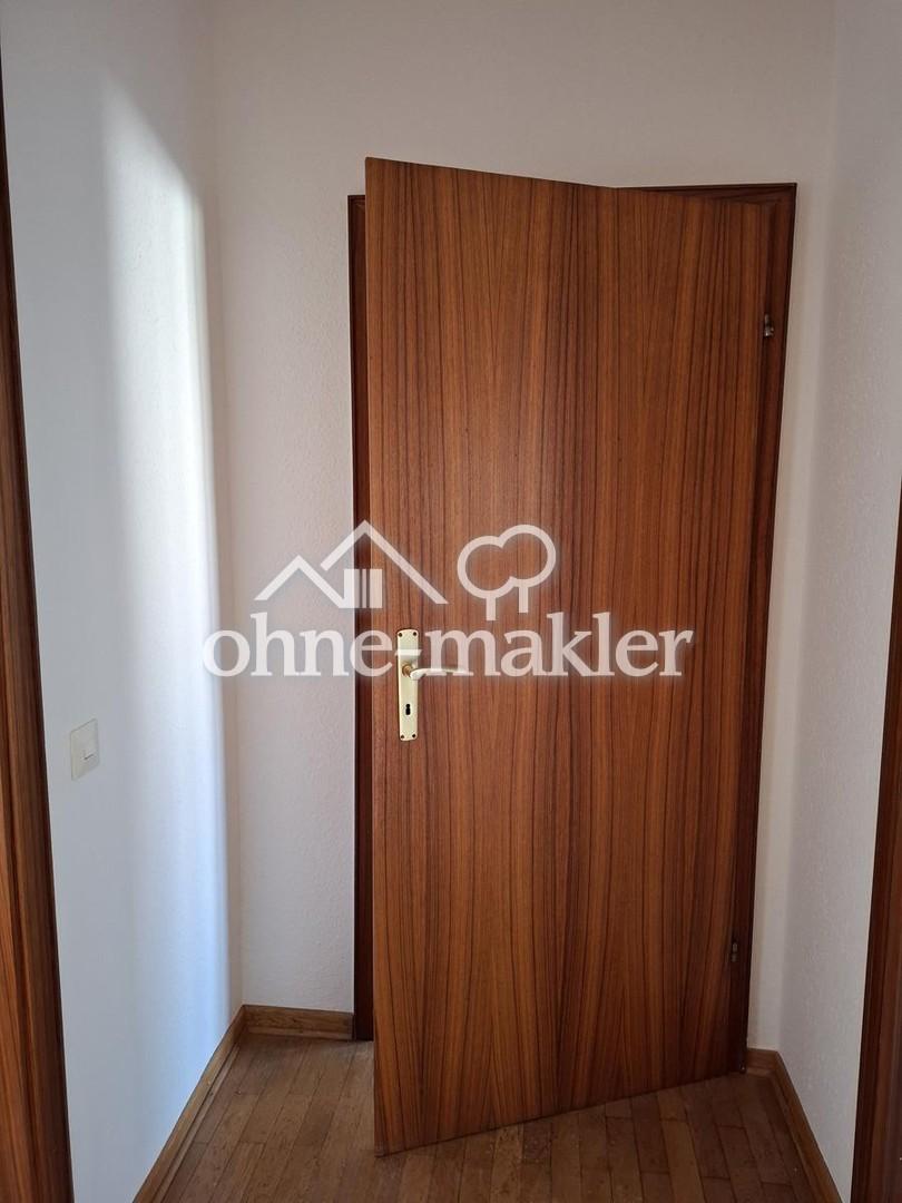 In Rheinnähe ruhige 3-Zimmer-Wohnung mit großem Sonnenbalkon (Linie 16) - Foto 5