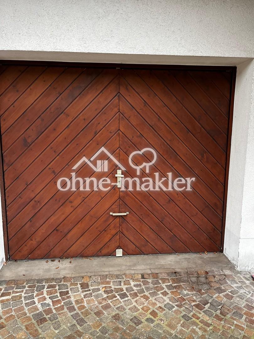 Garage mit direkten Hauszugang