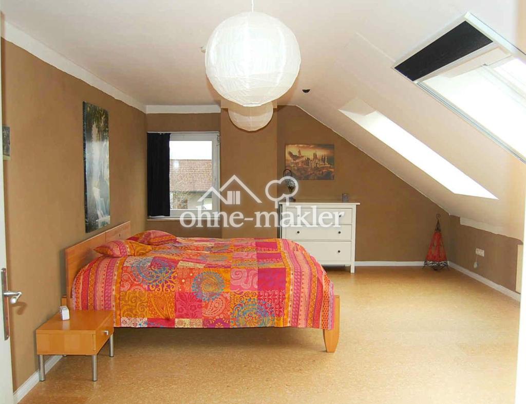 Schlafzimmer 1 im DG