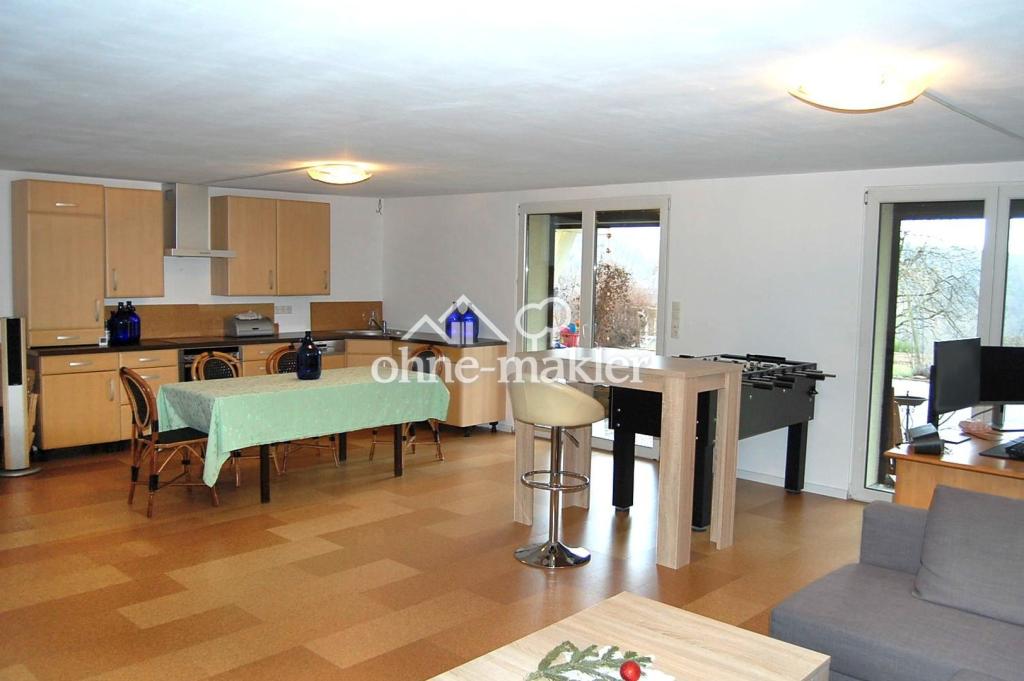 Küche und Esszimmer im UG