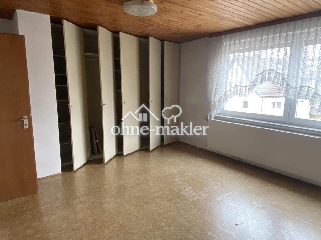 Schlafzimmer DG