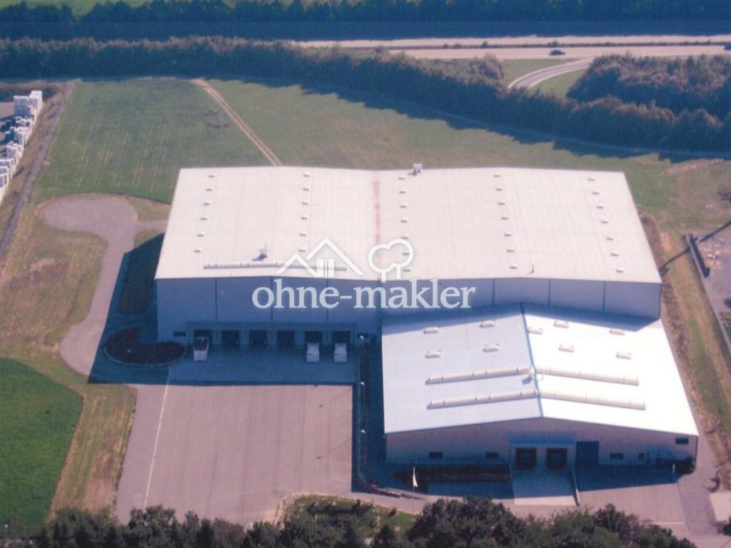 Produktions- und Lagerhalle