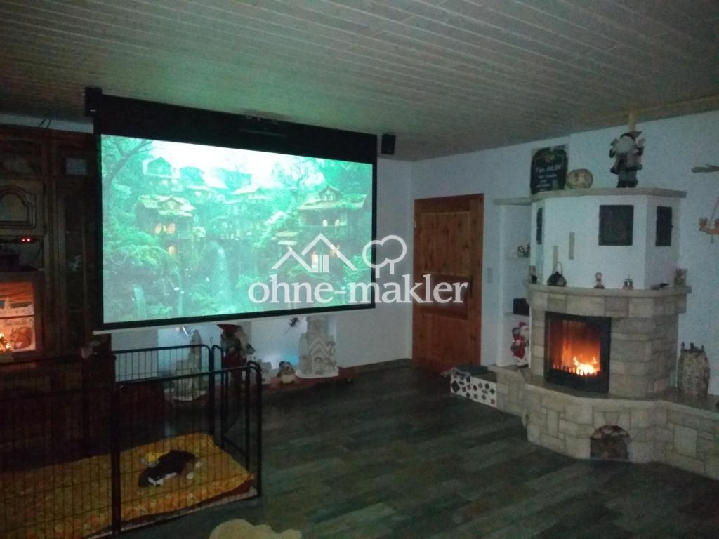 Wohnzimmer mit Heimkino