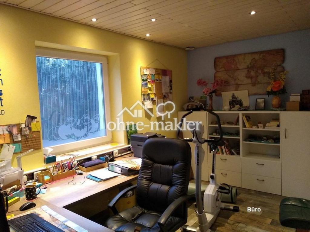 Büro EG