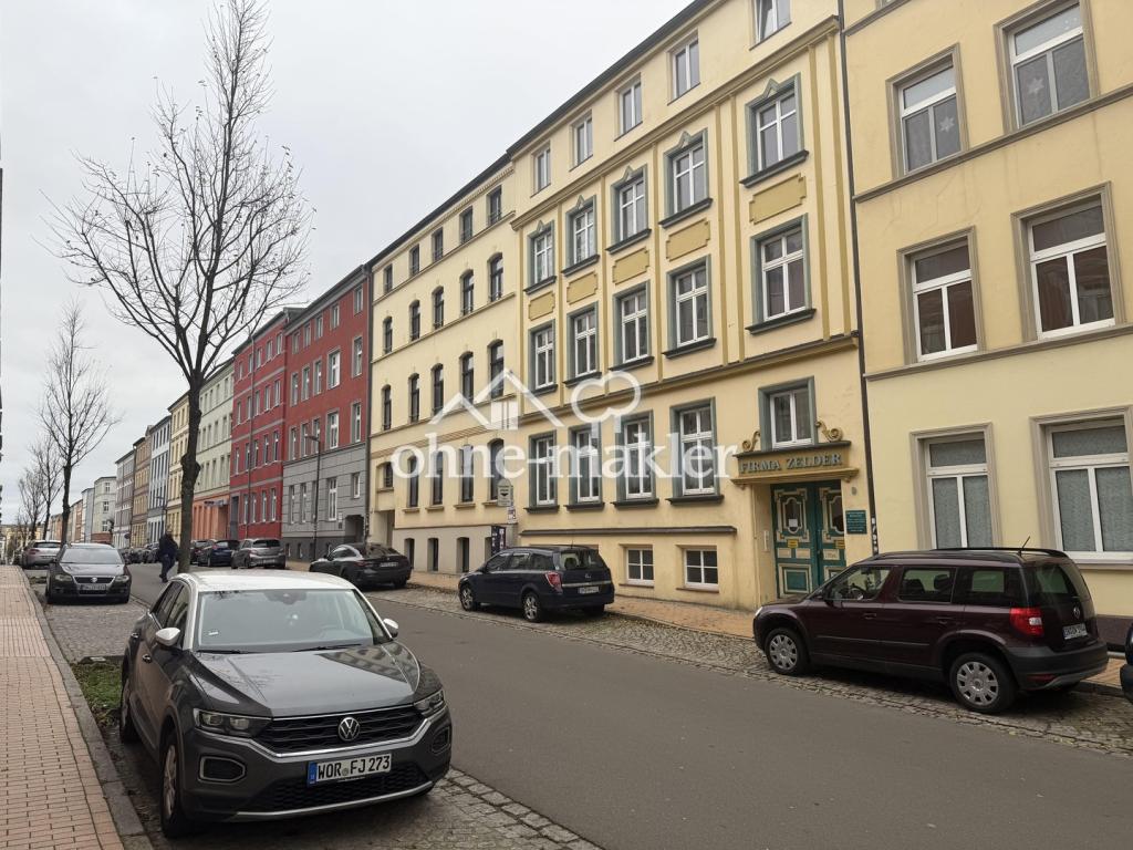 1-Zimmer-Dachgeschosswohnung mit Balkon und neuer Einbauküche - Photo 5