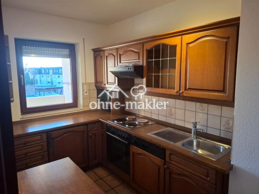 Ihr Zuhause im Herzen von Bad Windsheim mit Einbauküche und Balkon - Foto 2