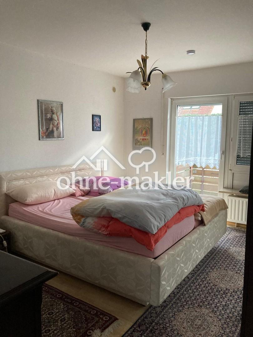 1.OG, Zimmer 1 mit Balkon