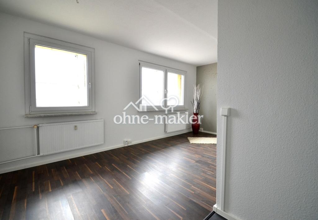 Schau bei uns vorbei: Helles modernes 3 Zimmer Apartment mit top Aussicht über Halle - Photo 1