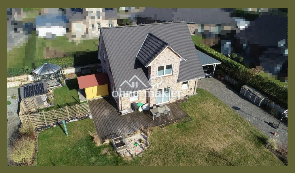 Haus mit Sauna und Gewächshaus