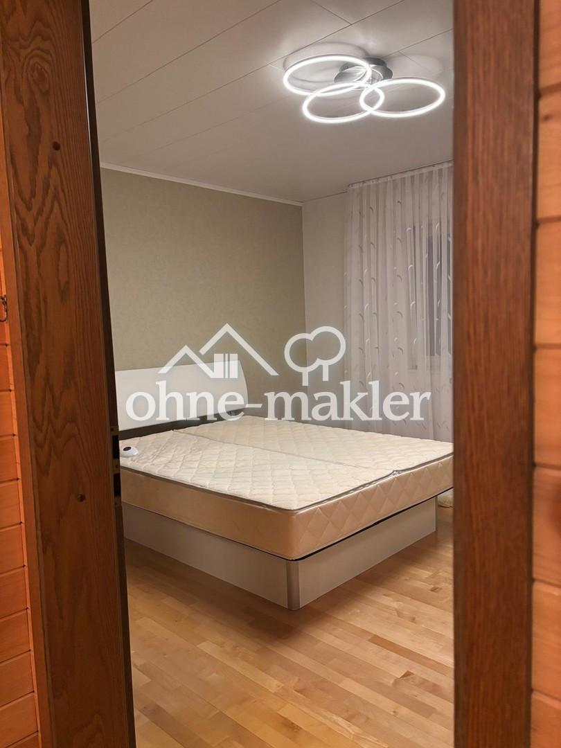 Schlafzimmer (1.OG)