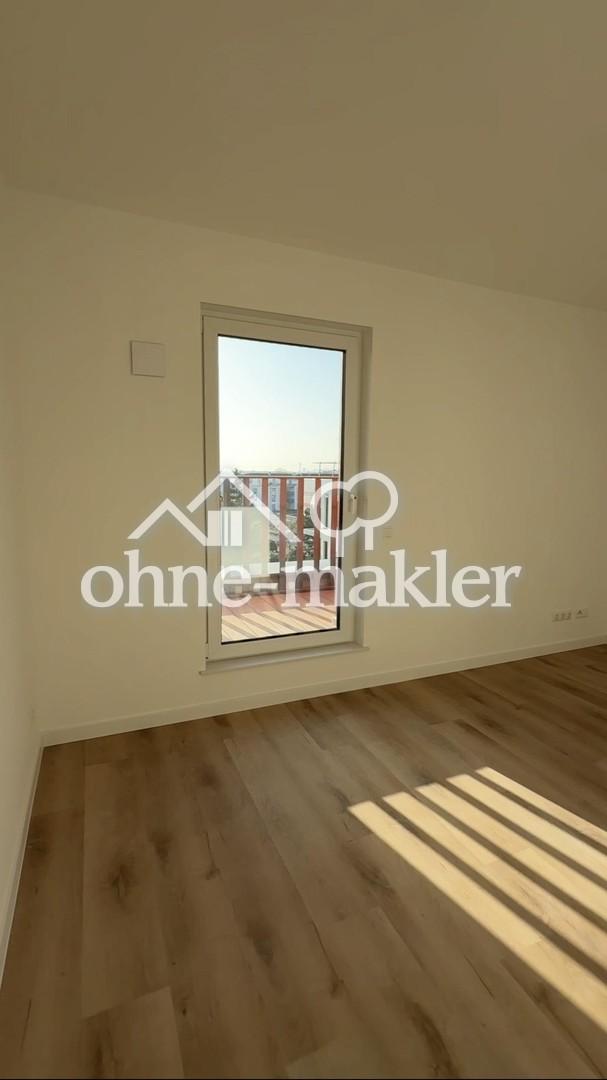 Traumhafte 4 Zimmer Wohnung mit Dachterrasse, Klimaanlage, Jalousie, B16 - Photo 2