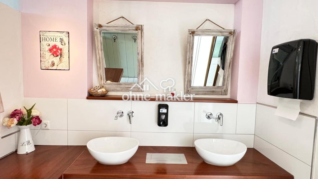 Waschtisch Damentoilette