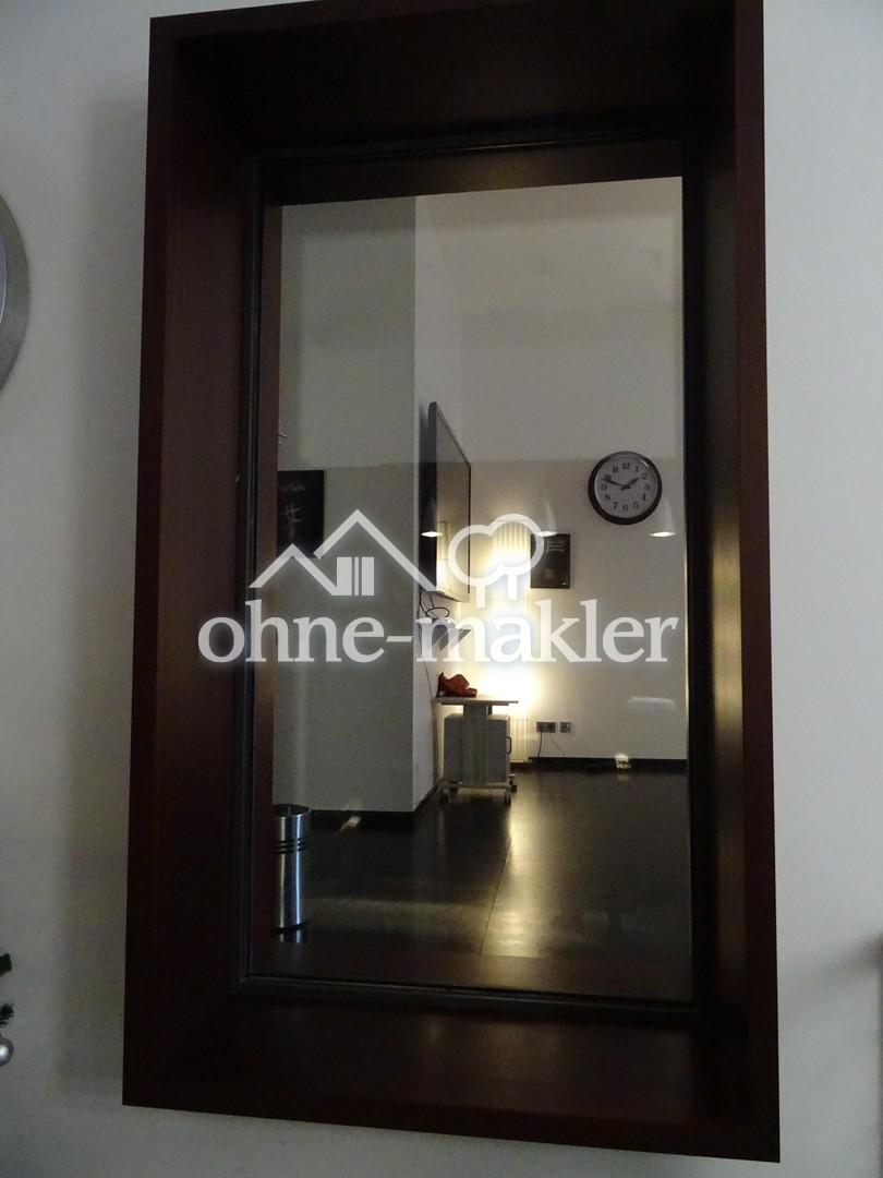 von Foyer in Konferenzraum 