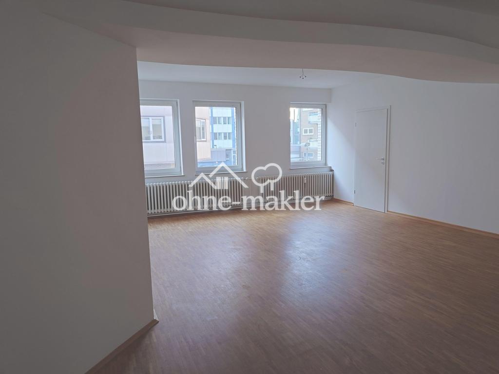 Zentral aber ruhig: Sanierte Wohnung in der City - Foto 1