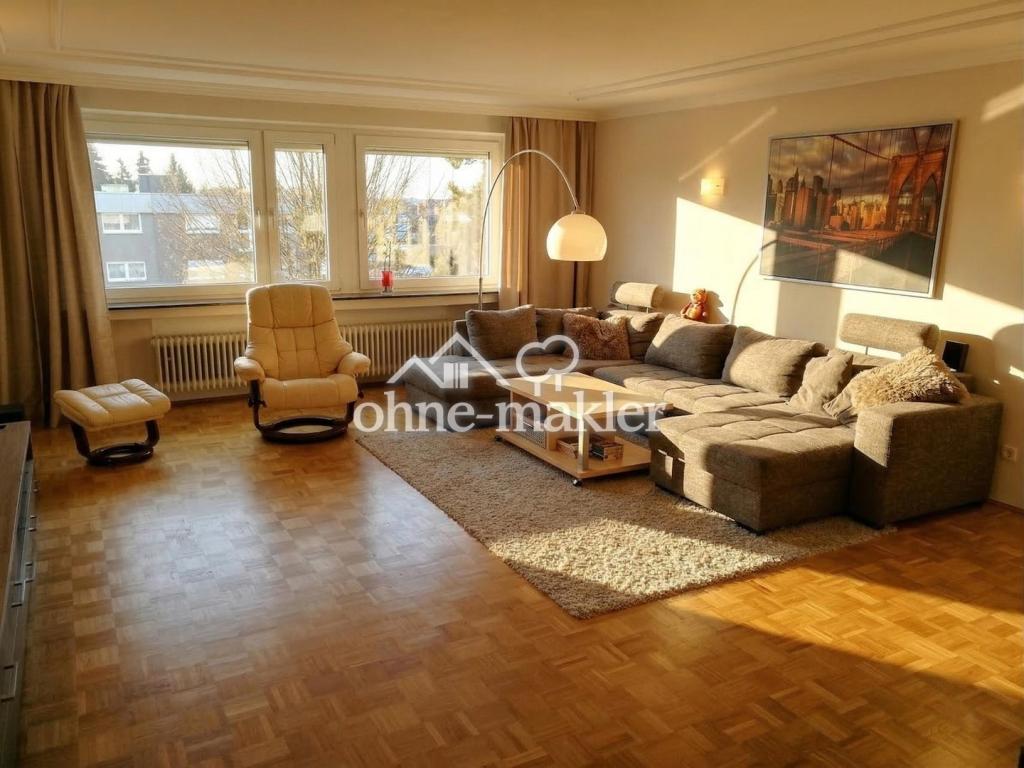 Lichtdurchfluteter Wohntraum im Zentrum: 3,5 Zimmer auf 123 m² mit 2 Balkonen, EBK und Garage - Foto 2
