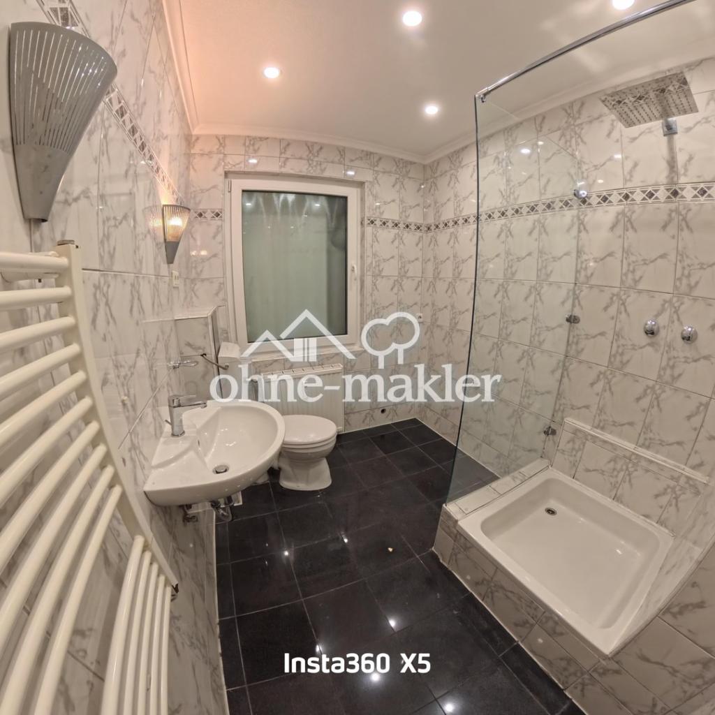 Modernisierte 3-Zimmer-Wohnung mit Balkon in Düren - Photo 1