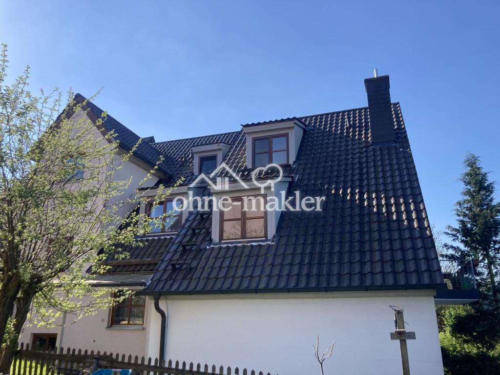 Außenansicht Wohnung & Balkon