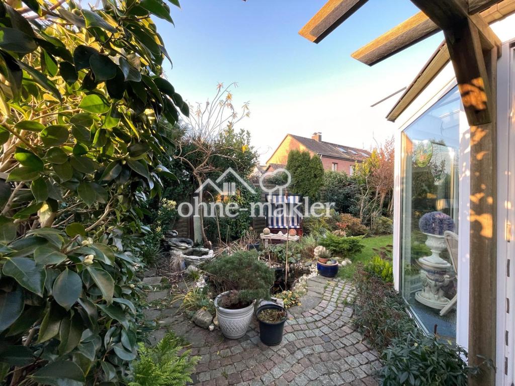 Teich mit Garten