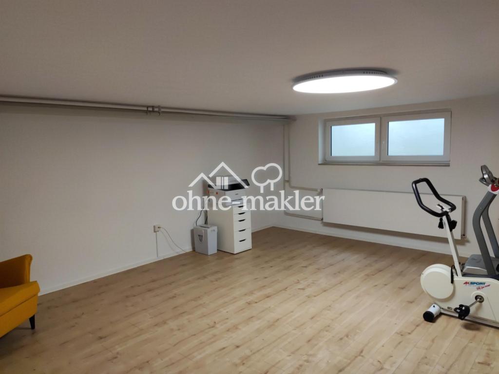 Keller Hobbyraum/Büro 