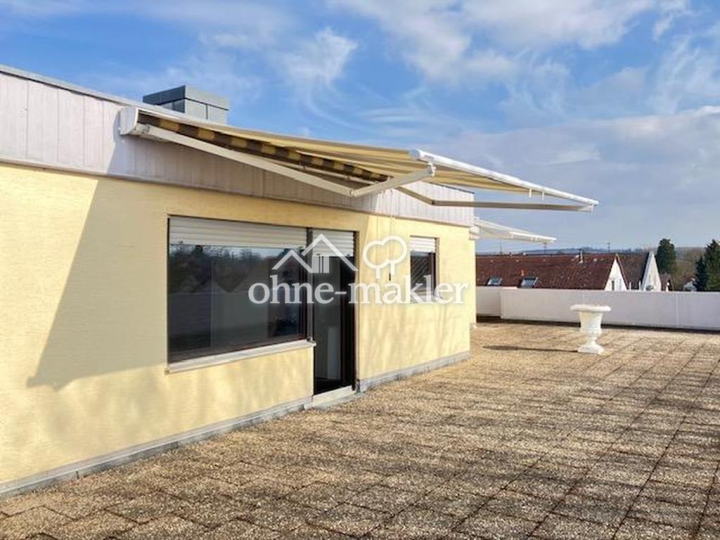 Markise vor Wohnraum