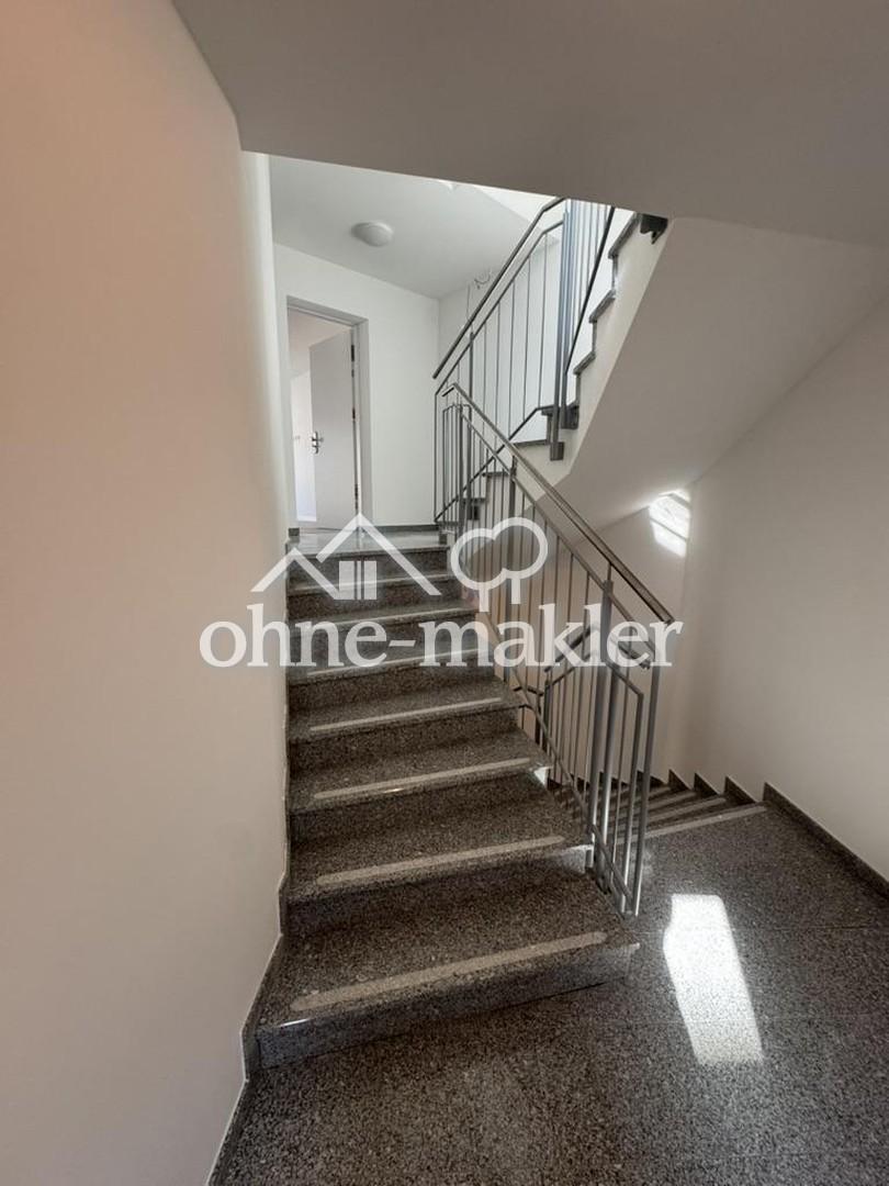 Erstbezug nach Kernsanierung I Möblierte 2-Zimmer Whg mit EBK im 5. OG - Photo 2