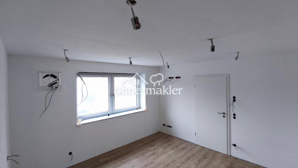 Schlafzimmer 4
