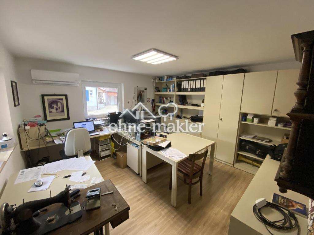 Büro / Schlafzimmer2