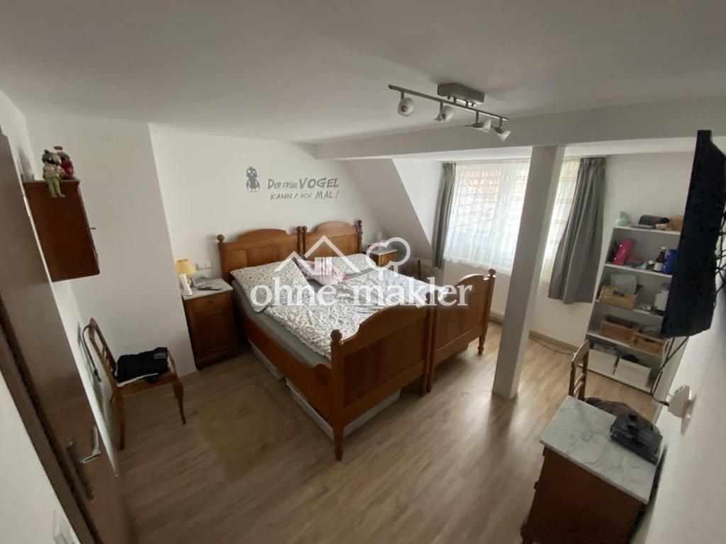 Schlafzimmer1