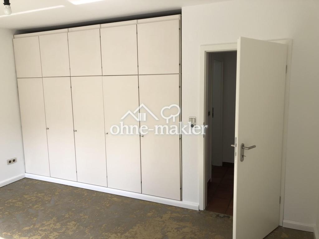 EG Schlafzimmer Einbauschrank