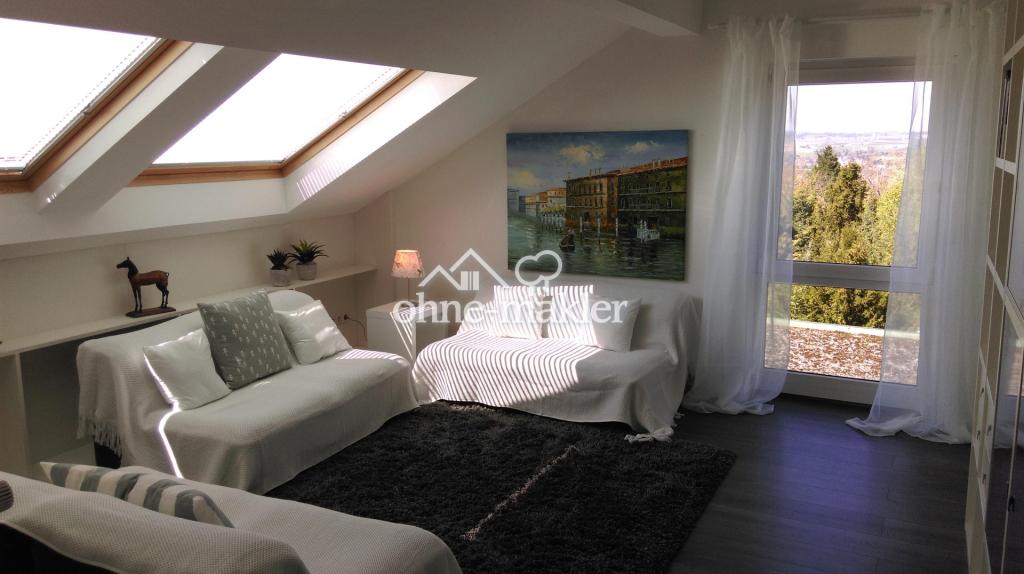 4,5Zimmer Wohnung WZ DG