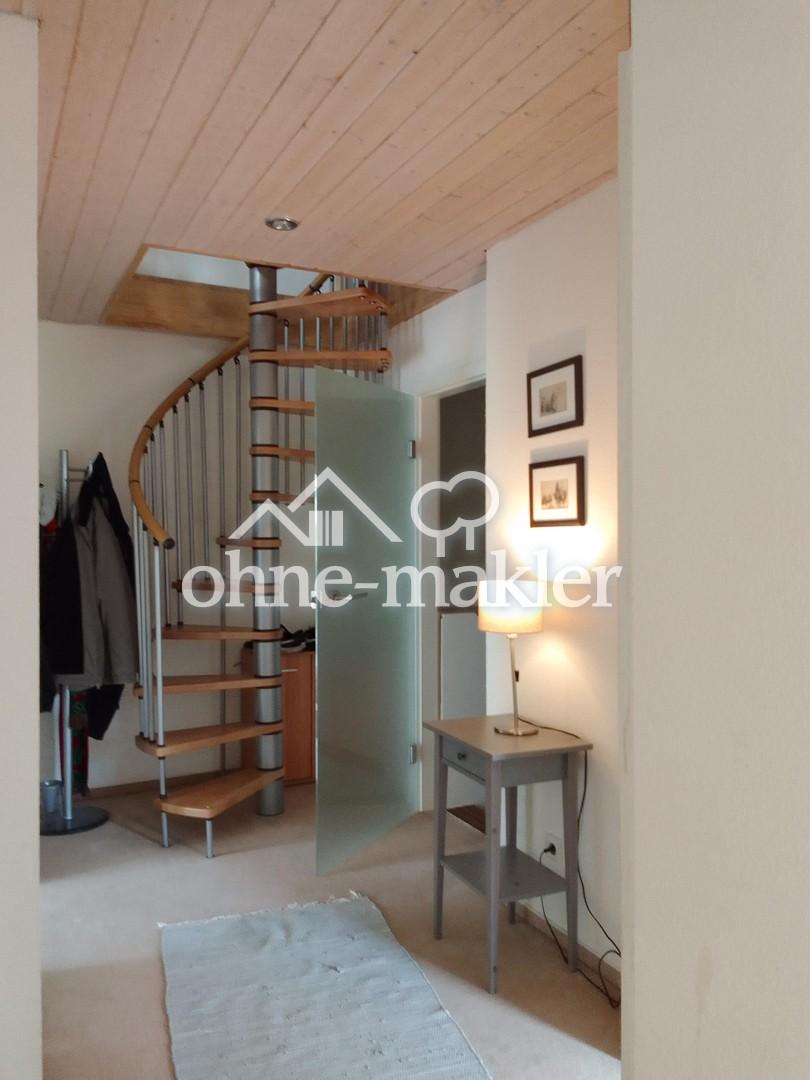 Treppe zu WZ/EZ DG