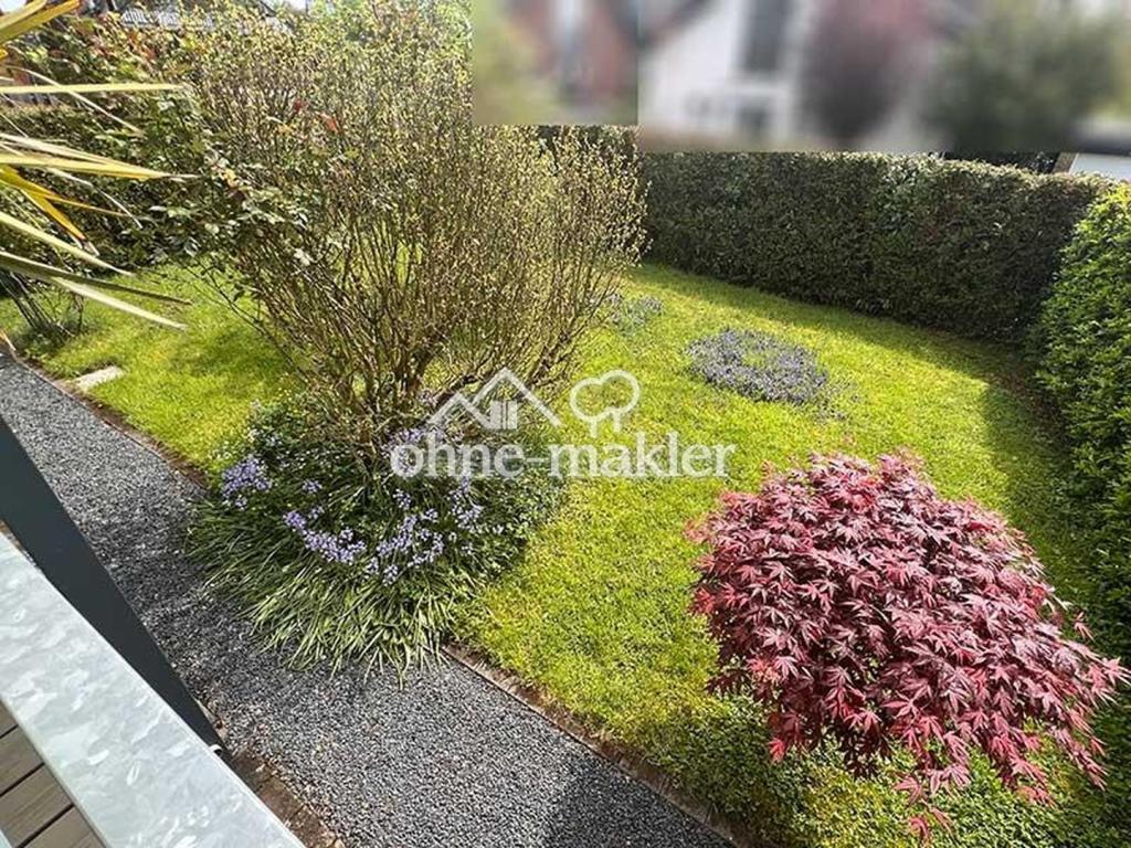 Garten Straßenseite