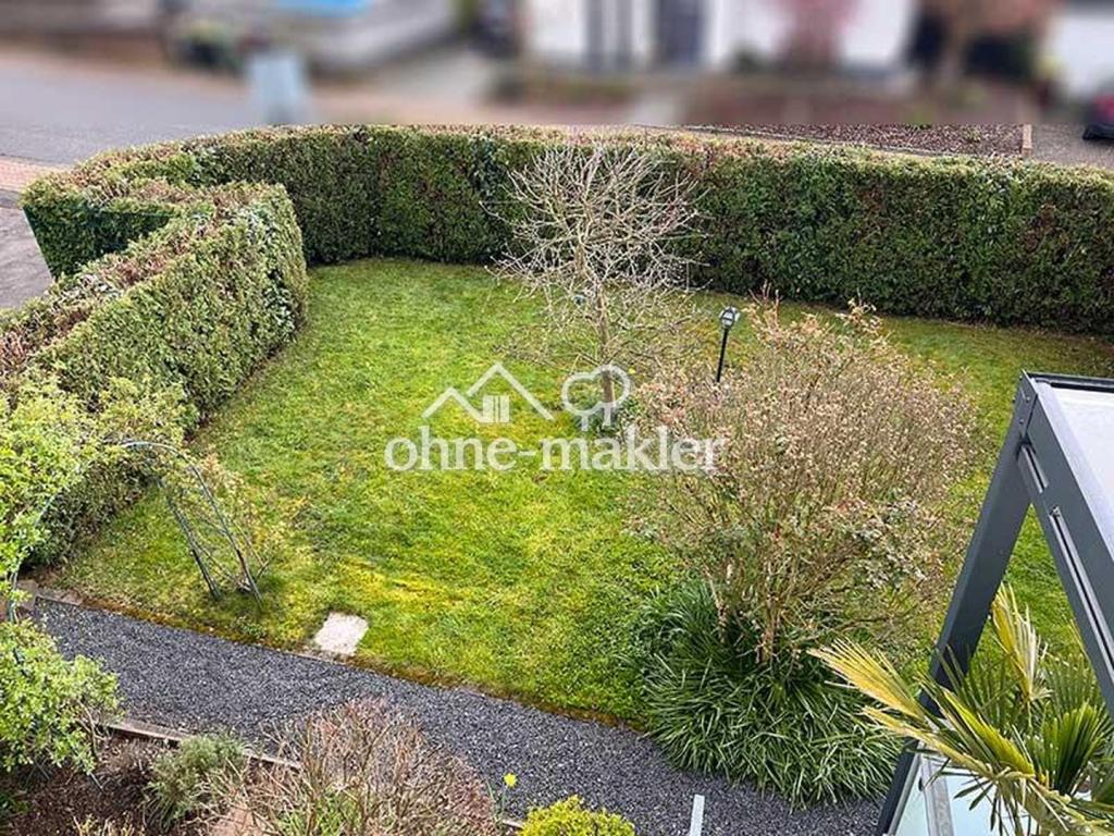 Garten Straßenseite