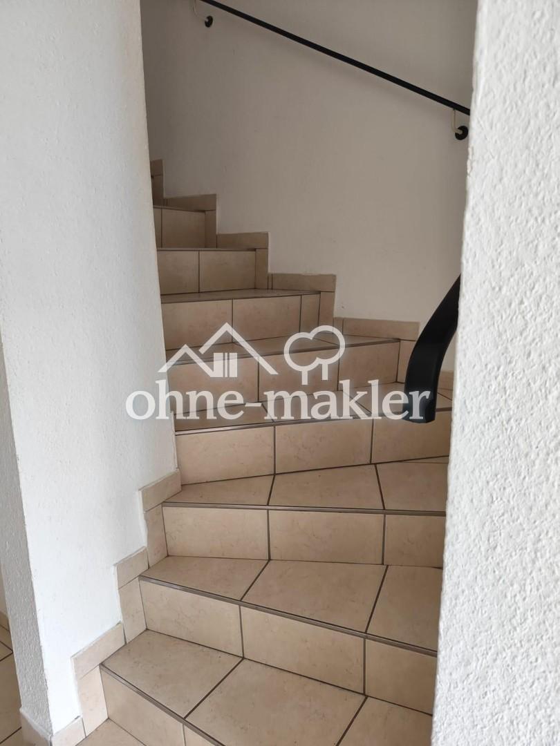 Treppenaufgang zum OG
