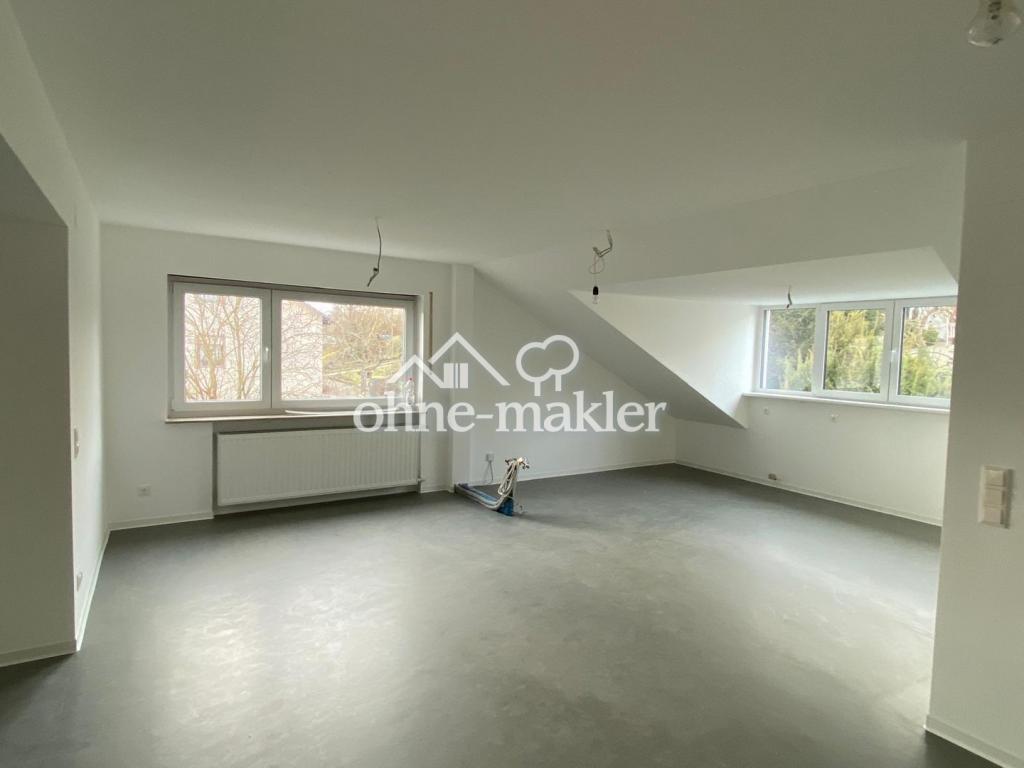 Esszimmer und Küche