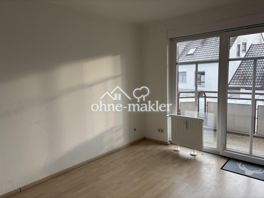 Zimmer OG mit Balkon
